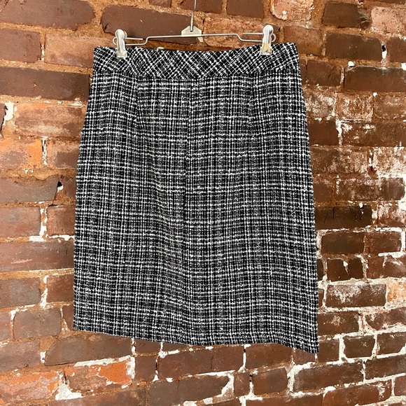 CAbi Black and White A-Line Skirt - Picture 4 of 4